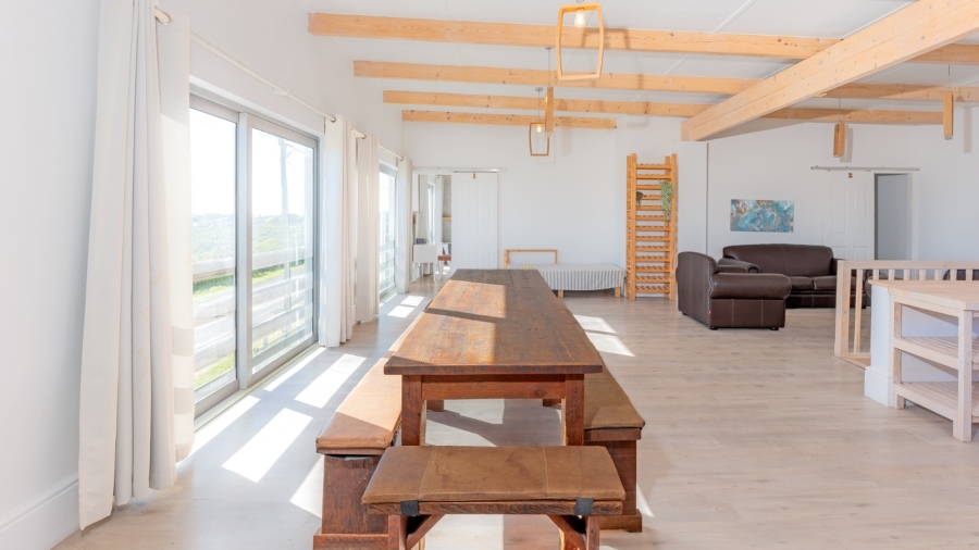 8 Bedroom Property for Sale in Struisbaai Western Cape